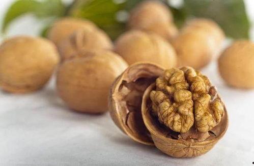 胡桃凿出血吃瓜,奇遇见证自然奇观